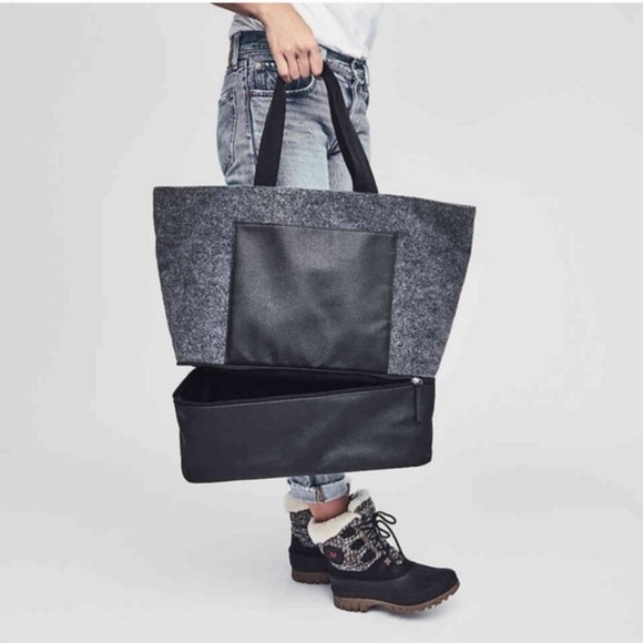 🆕 Felt Tote + SHOE COMPARTMENT! - Picture 4 of 12